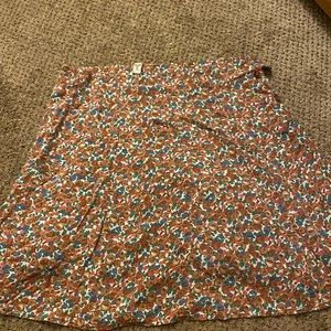 Putumayo skirt size small